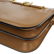 画像をギャラリービューアに読み込む, FENDI<br >フェンディ タッチ