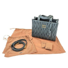 画像をギャラリービューアに読み込む, MIUMIU<br >マテラッセレザー 2WAYバッグ