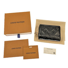 画像をギャラリービューアに読み込む, Louis Vuitton<br >ポルトフォイユ・ルー