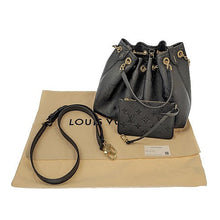 画像をギャラリービューアに読み込む, Louis Vuitton<br >LV バンドル