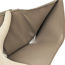 画像をギャラリービューアに読み込む, CELINE<br >スモール フラップウォレット トリオンフ