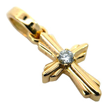 画像をギャラリービューアに読み込む, K18<br />ダイヤモンドクロスペンダント