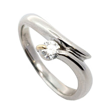 画像をギャラリービューアに読み込む, Pt900<br />ダイヤモンドリング