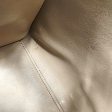 画像をギャラリービューアに読み込む, FENDI<br >ピーカブー エックスライト ミディアム