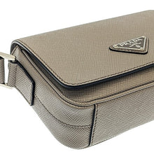 画像をギャラリービューアに読み込む, PRADA<br >ショルダーバッグ