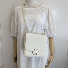 画像をギャラリービューアに読み込む, HERMES<br >2002-20