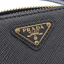 画像をギャラリービューアに読み込む, PRADA<br >トライアングル ミニポーチ