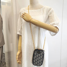 画像をギャラリービューアに読み込む, Christian Dior<br >30モンテーニュ コーリン フォンホルダー