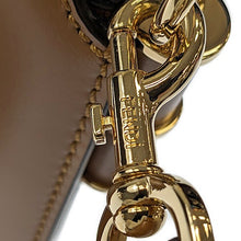 画像をギャラリービューアに読み込む, FENDI<br >フェンディ タッチ