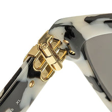 画像をギャラリービューアに読み込む, BALENCIAGA<br >サングラス