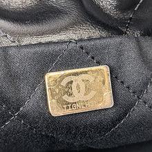 画像をギャラリービューアに読み込む, CHANEL<br >22 ミニ ハンドバッグ