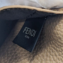 画像をギャラリービューアに読み込む, FENDI&lt;br &gt;セレリア カードケース
