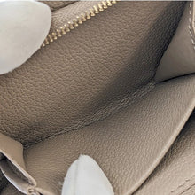 画像をギャラリービューアに読み込む, Louis Vuitton&lt;br &gt;ポルトフォイユ・クレア
