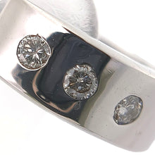 画像をギャラリービューアに読み込む, K18WG<br />ダイヤモンドフープピアス
