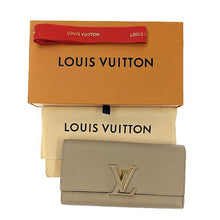 画像をギャラリービューアに読み込む, Louis Vuitton&lt;br &gt;ポルトフォイユ・カプシーヌ
