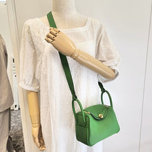 画像をギャラリービューアに読み込む, HERMES<br >リンディ ミニ
