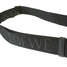 画像をギャラリービューアに読み込む, LOEWE<br >バーティカル クロスボディポケット
