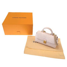 画像をギャラリービューアに読み込む, Louis Vuitton<br >ナノ・マドレーヌ
