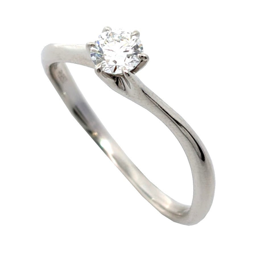 STAR JEWELRY<br />ダイヤモンドリング