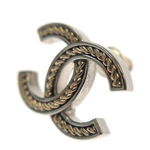 画像をギャラリービューアに読み込む, CHANEL<br >ココマーク ピアス
