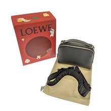 画像をギャラリービューアに読み込む, LOEWE&lt;br &gt;クロスボディ カメラバッグ ミニ
