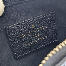 画像をギャラリービューアに読み込む, Louis Vuitton&lt;br &gt;LV バンドル
