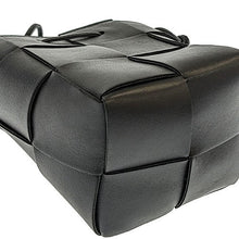 画像をギャラリービューアに読み込む, Bottega Veneta&lt;br &gt;イントレチャート カセット ミニ クロスボディ
