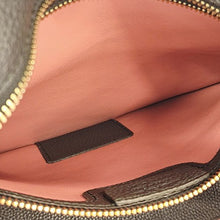 画像をギャラリービューアに読み込む, Ferrgamo&lt;br &gt;エイミー
