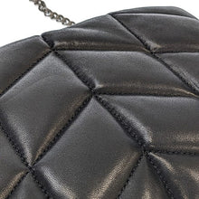 画像をギャラリービューアに読み込む, SAINT LAURENT&lt;br &gt;ルルパファー レザー チェーンショルダーバッグ
