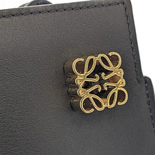 画像をギャラリービューアに読み込む, LOEWE&lt;br &gt;ダイスポケット レザー ショルダーバッグ
