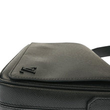 画像をギャラリービューアに読み込む, Louis Vuitton<br >ディストリクト PM NV3
