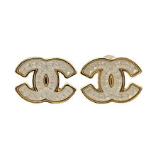 画像をギャラリービューアに読み込む, CHANEL&lt;br &gt;ココマーク イヤリング
