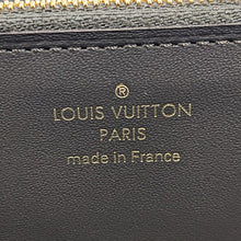画像をギャラリービューアに読み込む, Louis Vuitton&lt;br &gt;ポルトフォイユ・カプシーヌ
