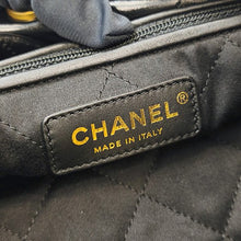 画像をギャラリービューアに読み込む, CHANEL<br >シャネル22 スモール
