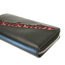 画像をギャラリービューアに読み込む, Christian Louboutin<br >長財布
