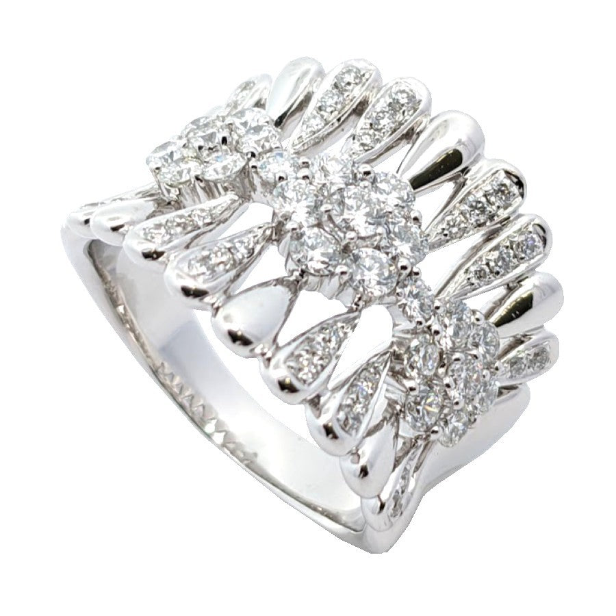 K18WG<br />ダイヤモンドリング