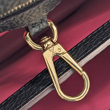 画像をギャラリービューアに読み込む, Louis Vuitton&lt;br &gt;カプシーヌBB
