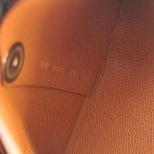 画像をギャラリービューアに読み込む, HERMES<br >バスティア
