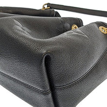 画像をギャラリービューアに読み込む, Louis Vuitton&lt;br &gt;LV バンドル
