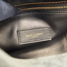 画像をギャラリービューアに読み込む, SAINT LAURENT<br >LE 5 À 7 ソフト ラージ
