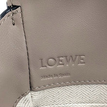 画像をギャラリービューアに読み込む, LOEWE&lt;br &gt;ハンモック ドローストリングバッグ ミニ
