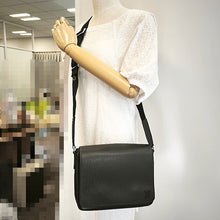 画像をギャラリービューアに読み込む, Louis Vuitton<br >ディストリクト PM NV3
