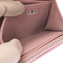 画像をギャラリービューアに読み込む, CHANEL&lt;br &gt;コンパクトウォレット
