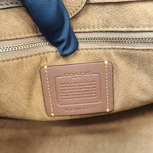 画像をギャラリービューアに読み込む, COACH<br >フィールド トート 30
