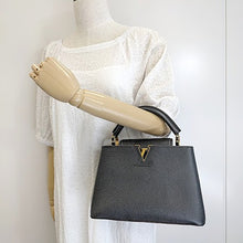 画像をギャラリービューアに読み込む, Louis Vuitton&lt;br &gt;カプシーヌBB
