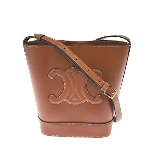 CELINE<br >スモール バケット キュイル トリオンフ