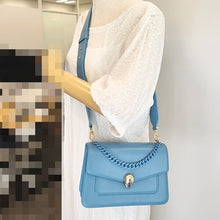 画像をギャラリービューアに読み込む, BVLGARI<br >セルペンティ フォーエバー ショルダーバッグ
