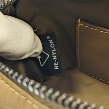 画像をギャラリービューアに読み込む, PRADA&lt;br &gt;Re-Nylon ショルダーバッグ
