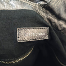 画像をギャラリービューアに読み込む, BALENCIAGA<br >クラッシュミディアムチェーンバッグ

