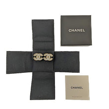 画像をギャラリービューアに読み込む, CHANEL&lt;br &gt;ココマーク イヤリング
